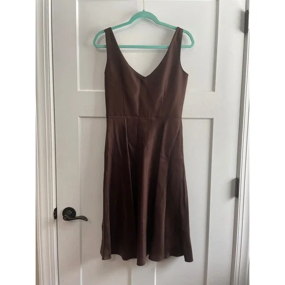 Ann Taylor Brown V-Neck Fit and Flare Sleeveless Midi Dress Size 4 203330 - Picture 7 of 7